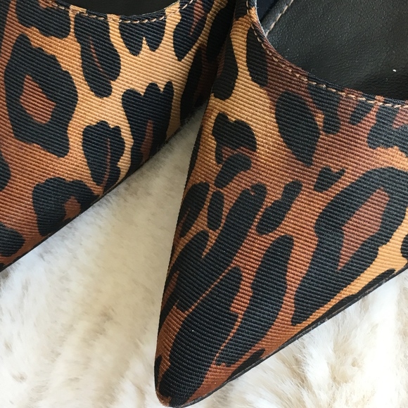 MARC FISHER Leopard Print Heels - Picture 5 of 7